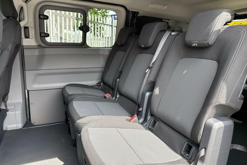 Volkswagen Transporter T30 Tdi 150 Van Commerce Pro Swb Green #13