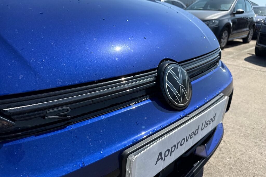 Volkswagen Golf 1.5 Tsi 150 R-line 150 Ps Black #24