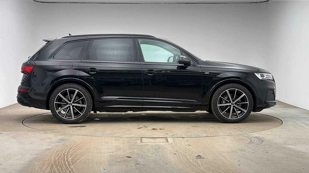 Audi Q7 Black Edition 50 Tdi Quattro 286 Ps Tiptronic Black #4