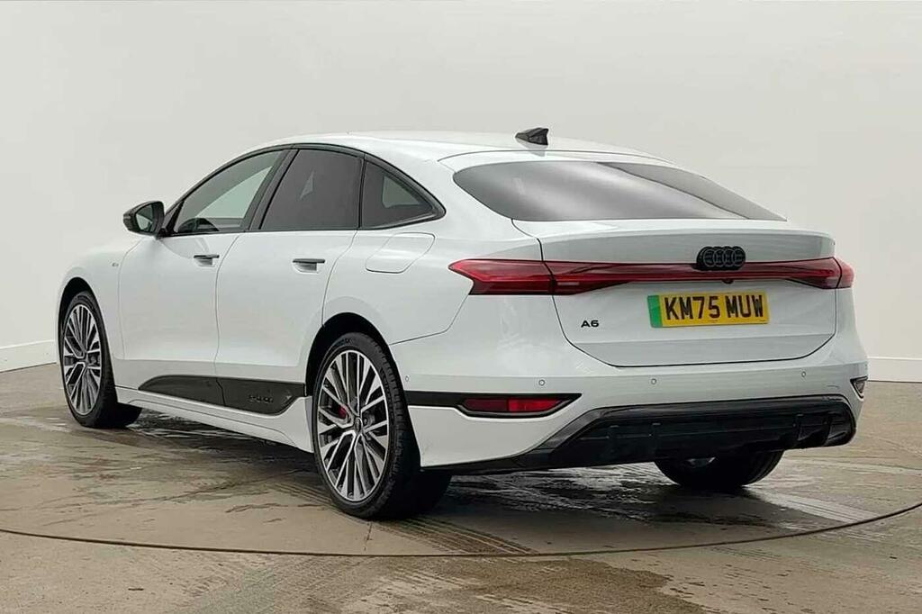 Audi A6 Edition 1 E-tron Performance 270,00 Kw White #3