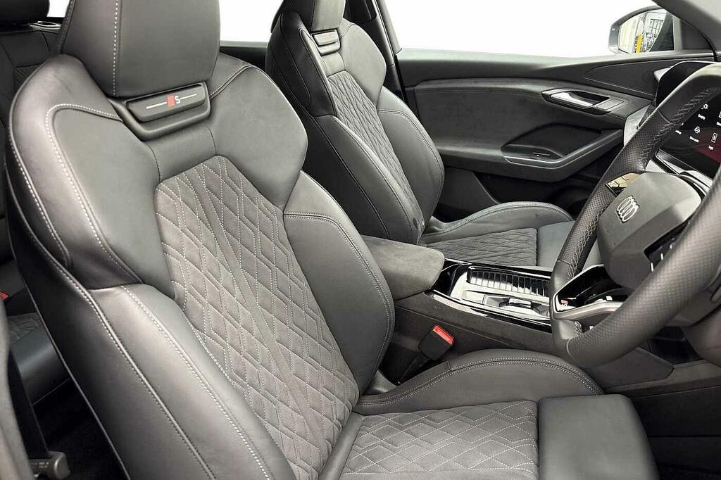 Audi Q6 E-Tron Audi Q6 E-tron Estate 185Kw 83Kwh S Line Grey #10
