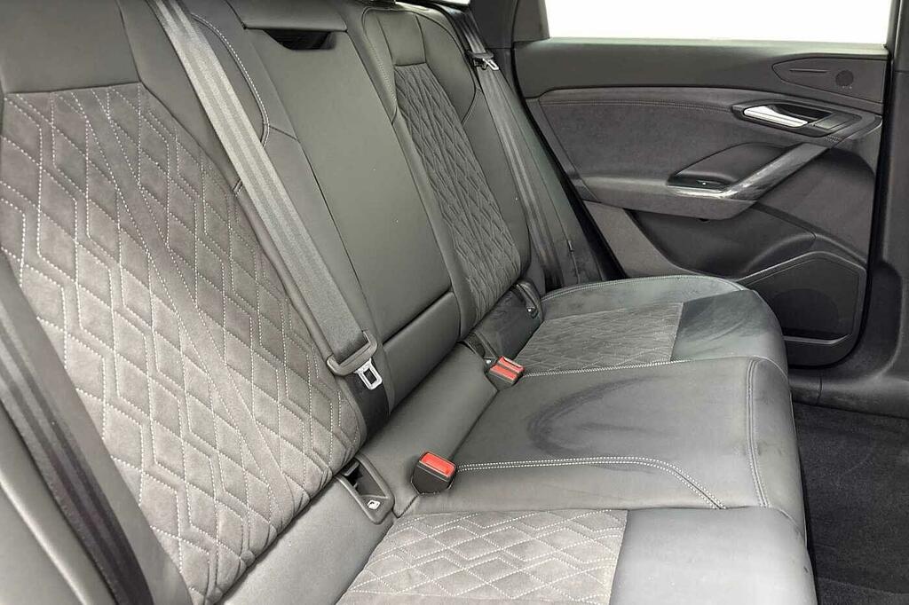 Audi Q6 E-Tron Audi Q6 E-tron Estate 185Kw 83Kwh S Line Grey #9