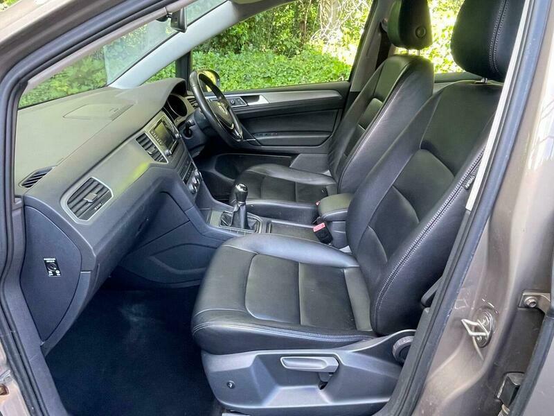 Volkswagen Golf 1.6 Tdi Bluemotion Tech RO64KXA Gold #5