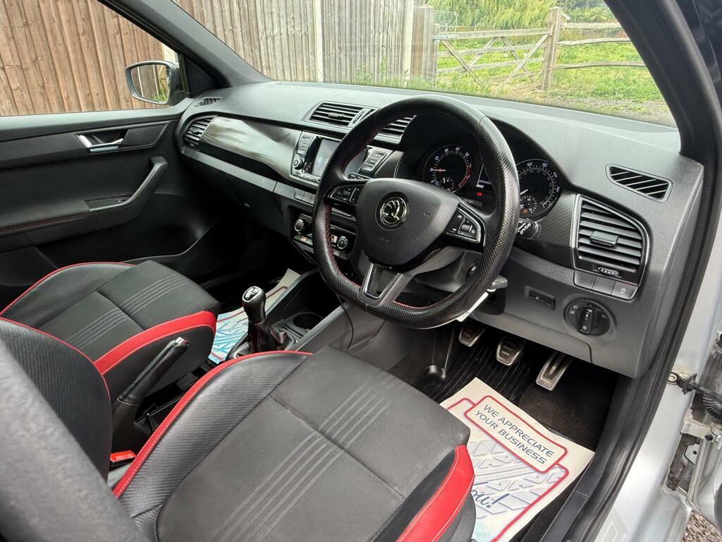 Skoda Fabia 1.0 Tsi Se 110Ps Ss Dsg 5-Dr Hatchback Grey #12