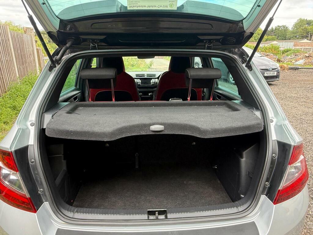 Skoda Fabia 1.0 Tsi Se 110Ps Ss Dsg 5-Dr Hatchback Grey #40