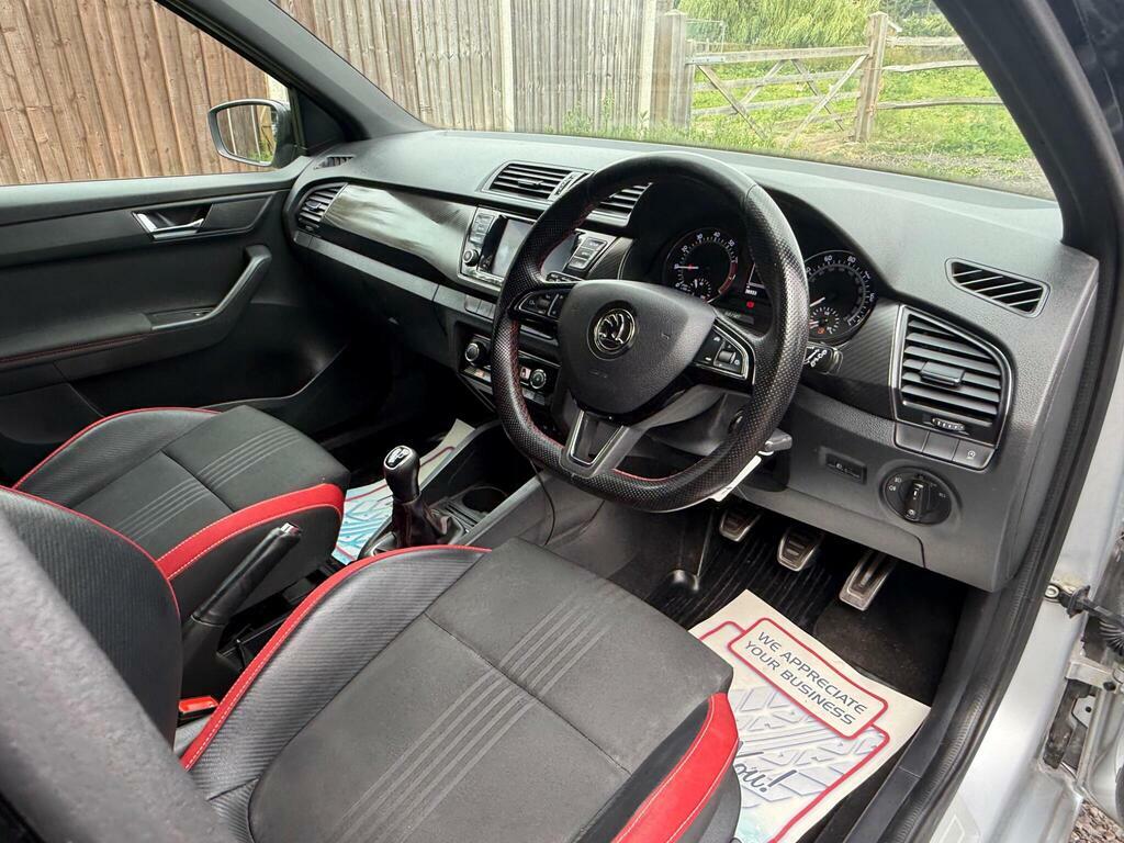Skoda Fabia 1.0 Tsi Se 110Ps Ss Dsg 5-Dr Hatchback Grey #11