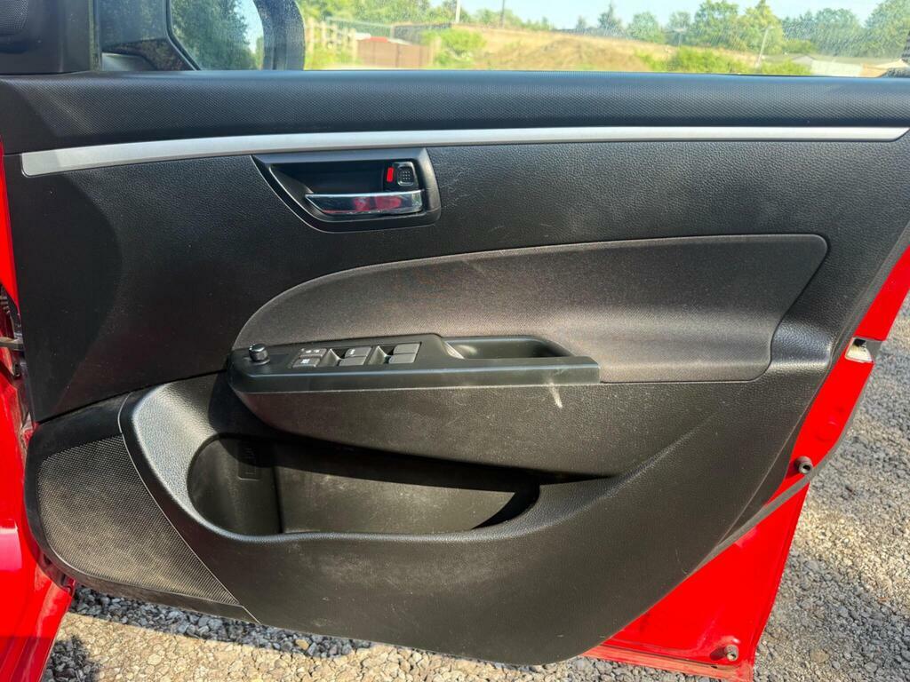 Suzuki Swift 1.0 Boosterjet Sz5 Euro 6 2017 Red #22