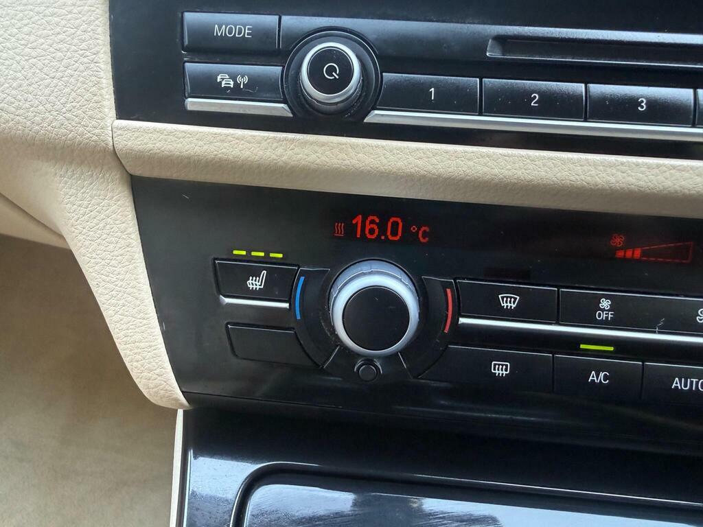 BMW 5 Series Estate 3.0 Grey #24