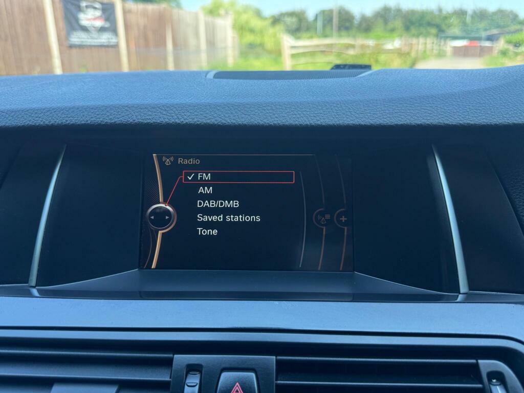 BMW 5 Series Estate 3.0 Grey #40