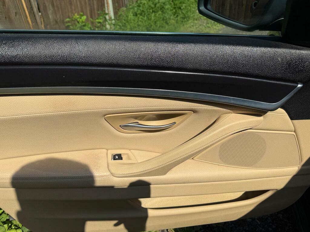 BMW 5 Series Estate 3.0 Grey #25