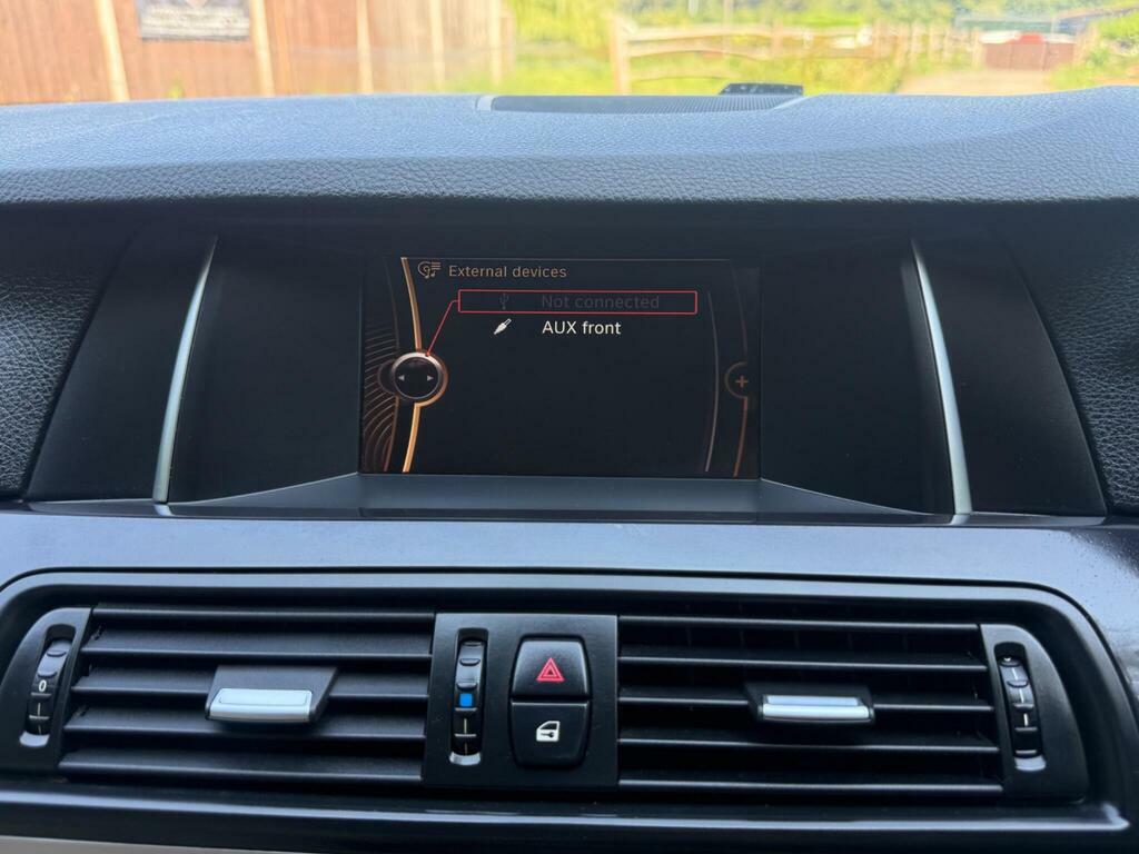 BMW 5 Series Estate 3.0 Grey #42