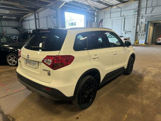 Suzuki Vitara Suv PL17CBY White #6
