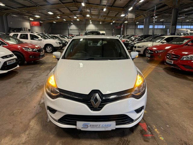 Renault Clio Dynamique Nav Dci White