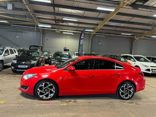 Vauxhall Insignia Hatchback Red #3