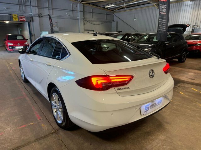 Vauxhall Insignia Insignia Sri Nav Td White #5
