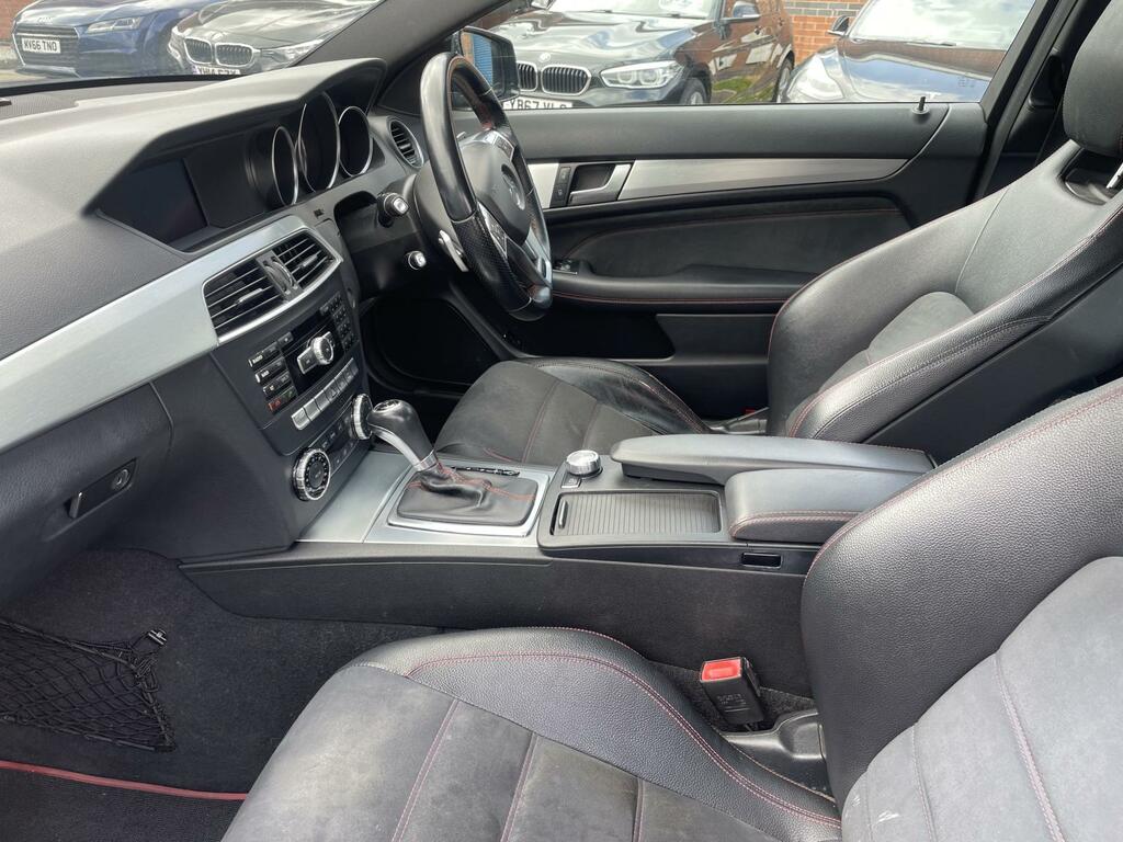 Mercedes-Benz C Class Amg Sport Plus Black #2