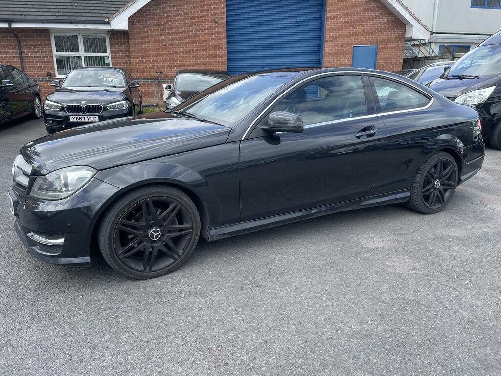 Mercedes-Benz C Class Amg Sport Plus Black #3