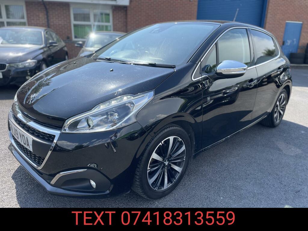 Peugeot 208 1.2 Puretech Tech Edition Hatchback Man Black #3