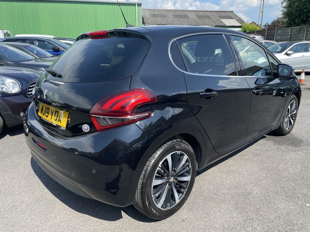 Peugeot 208 1.2 Puretech Tech Edition Hatchback Man Black #6