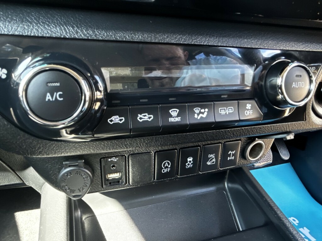 Toyota HILUX D 4d Black #21