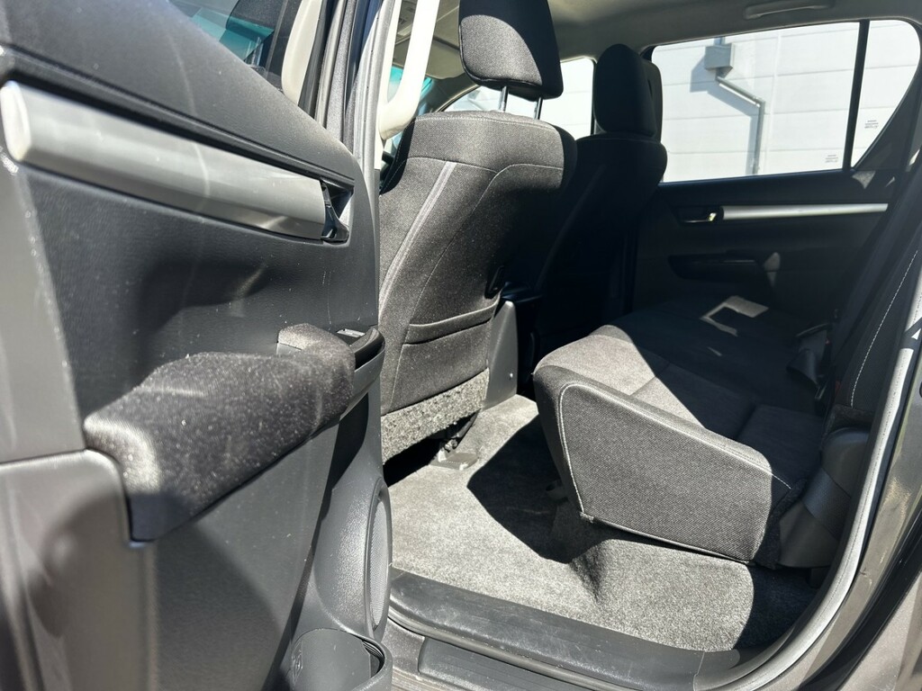 Toyota HILUX D 4d Black #34