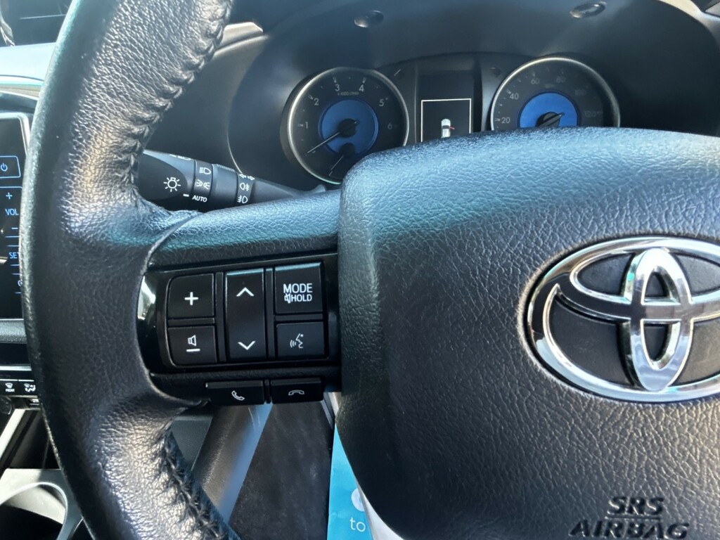 Toyota HILUX D 4d Black #25