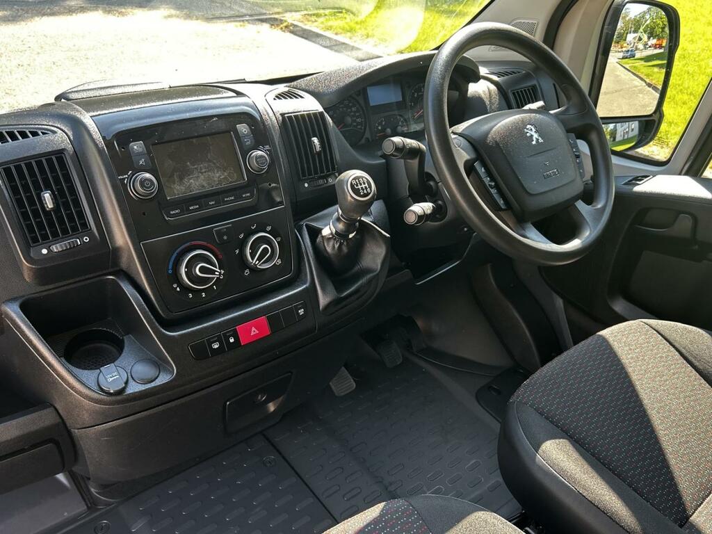 Peugeot Boxer Diesel White #31