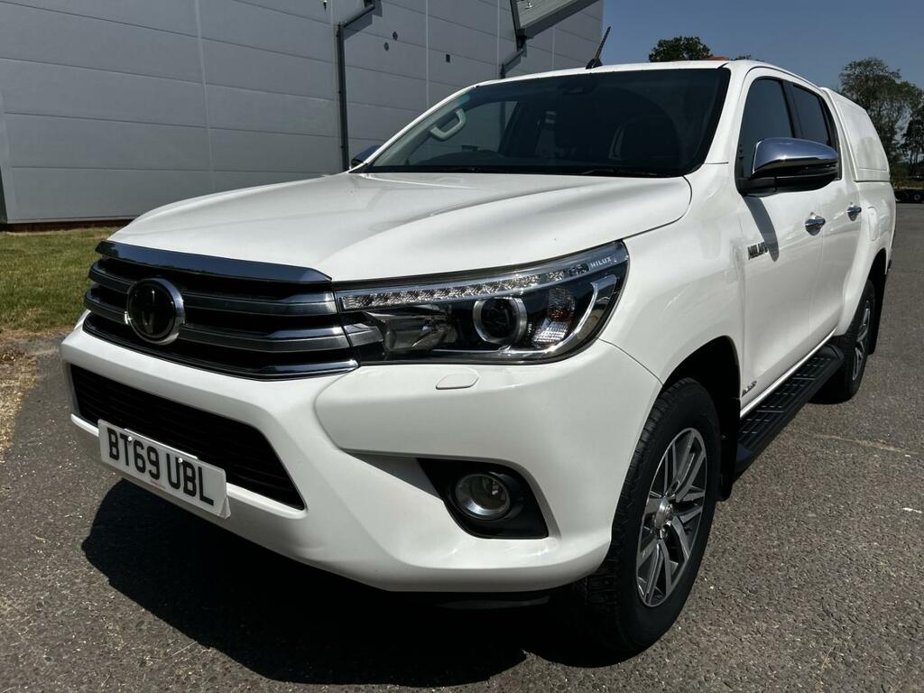 Toyota HILUX 2.4 D-4d Invincible White #4