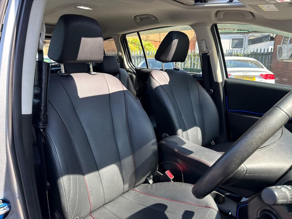 Mazda 5 Mpv White #21
