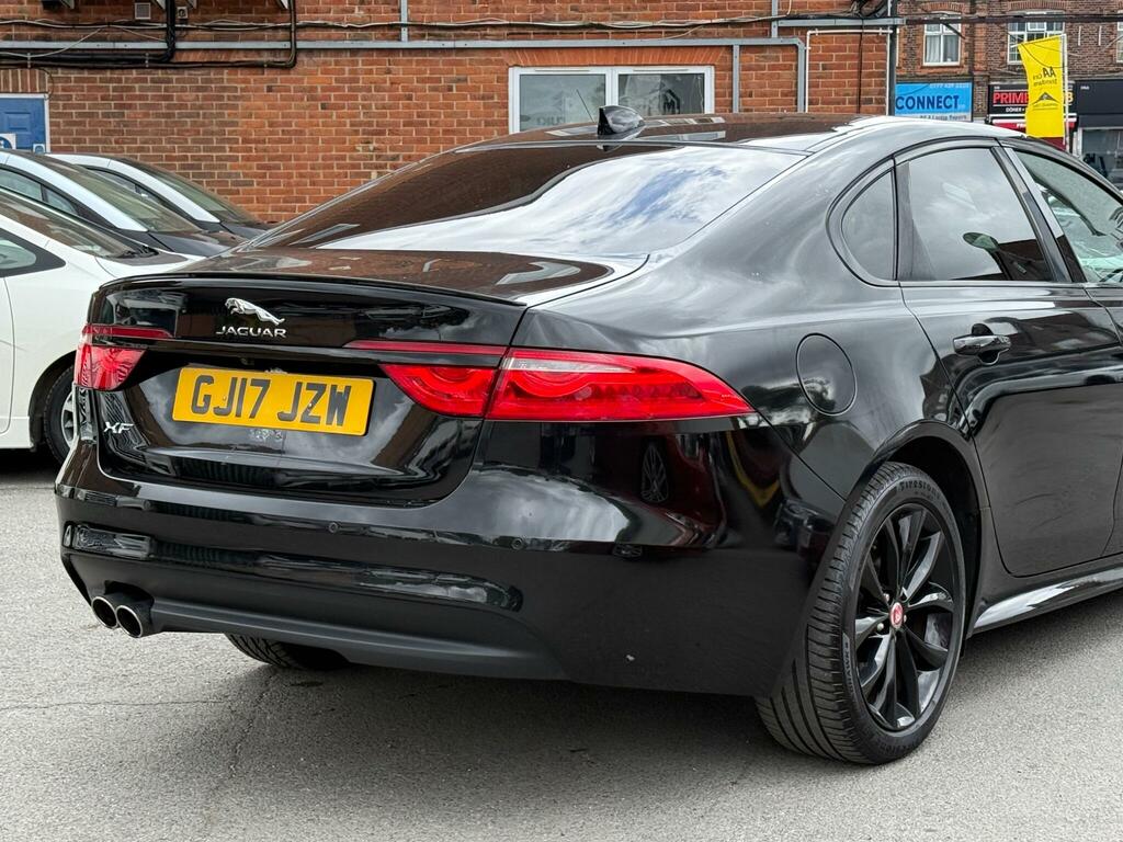 Jaguar XF Saloon Grey #12