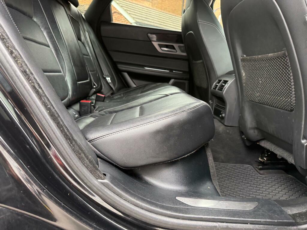Jaguar XF Saloon Grey #24