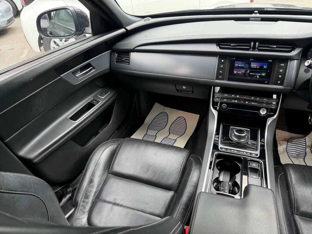 Jaguar XF Saloon Grey #49