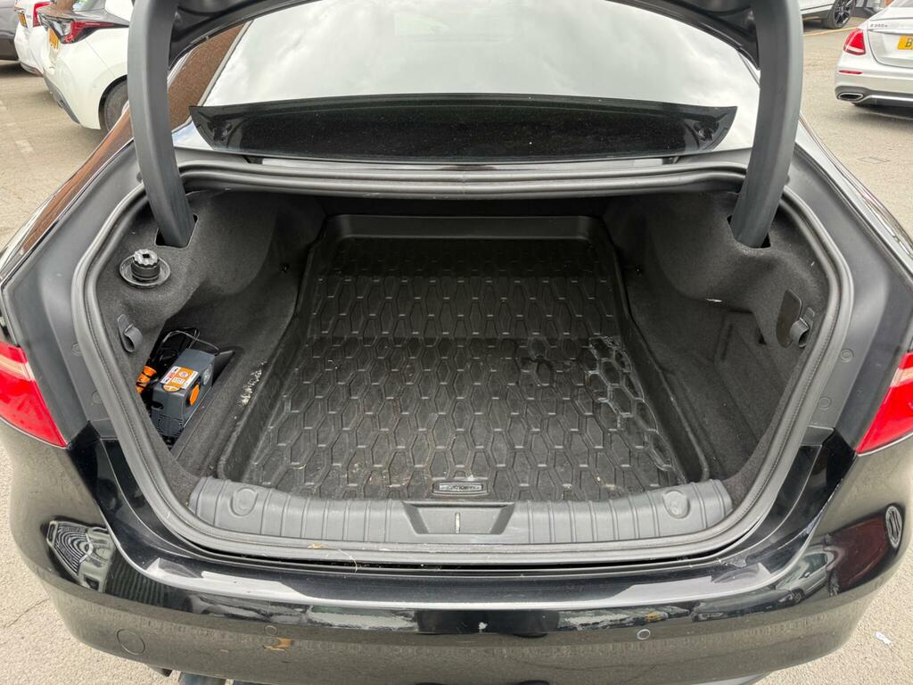 Jaguar XF Saloon Grey #44