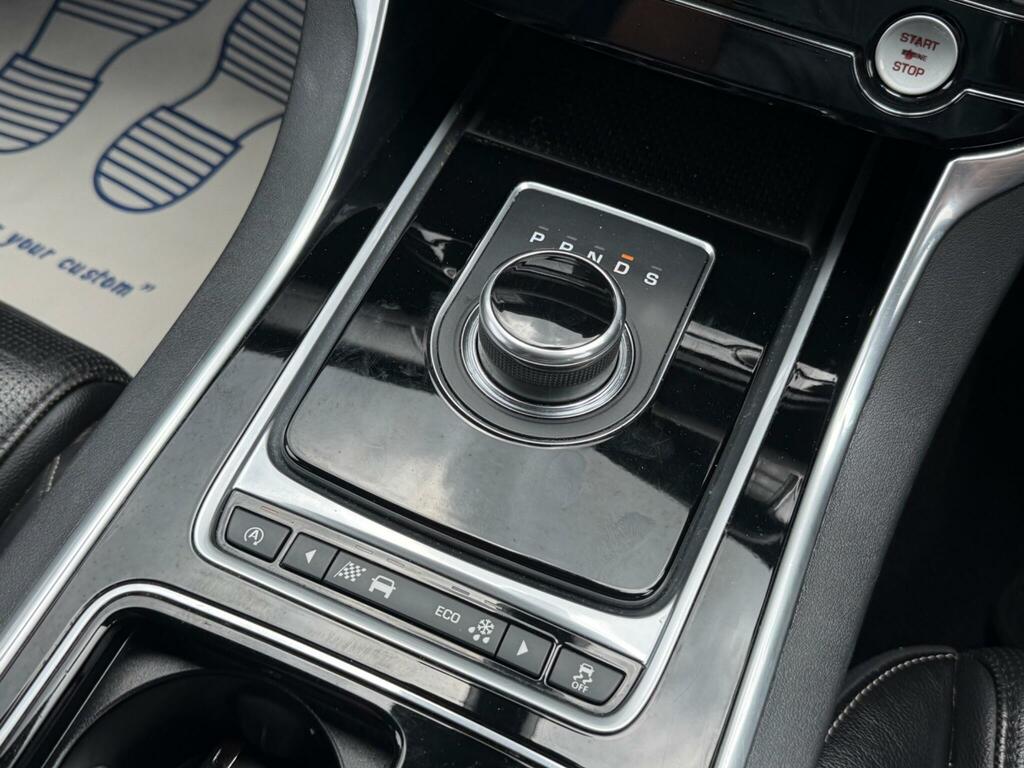 Jaguar XF Saloon Grey #27