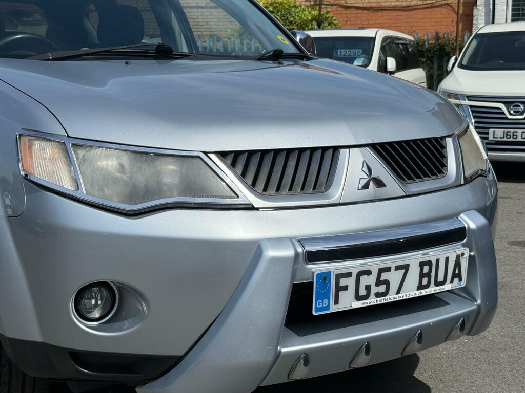 Mitsubishi Outlander 2.0 Di-dc Warrior 4Wd Euro 4 Black #40
