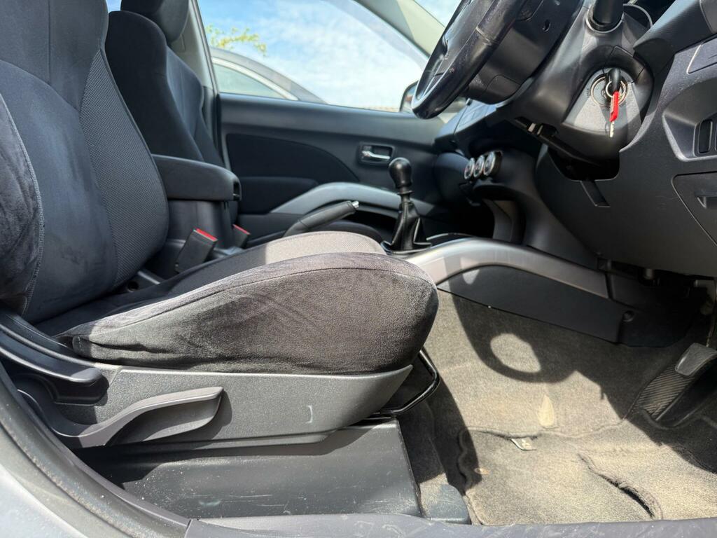 Mitsubishi Outlander 2.0 Di-dc Warrior 4Wd Euro 4 Black #20