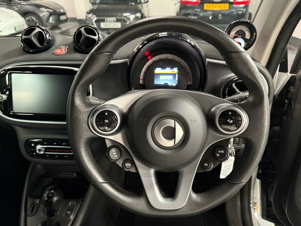 Smart Fortwo 60Kw Eq Pulse Premium 17Kwh 22Kwch Black #24