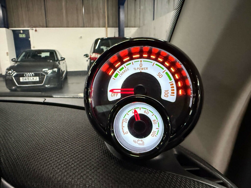 Smart Fortwo 60Kw Eq Pulse Premium 17Kwh 22Kwch Black #29