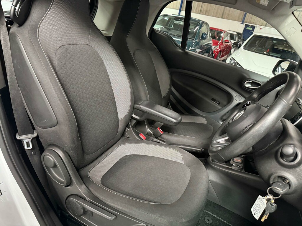 Smart Fortwo 60Kw Eq Pulse Premium 17Kwh 22Kwch Black #16