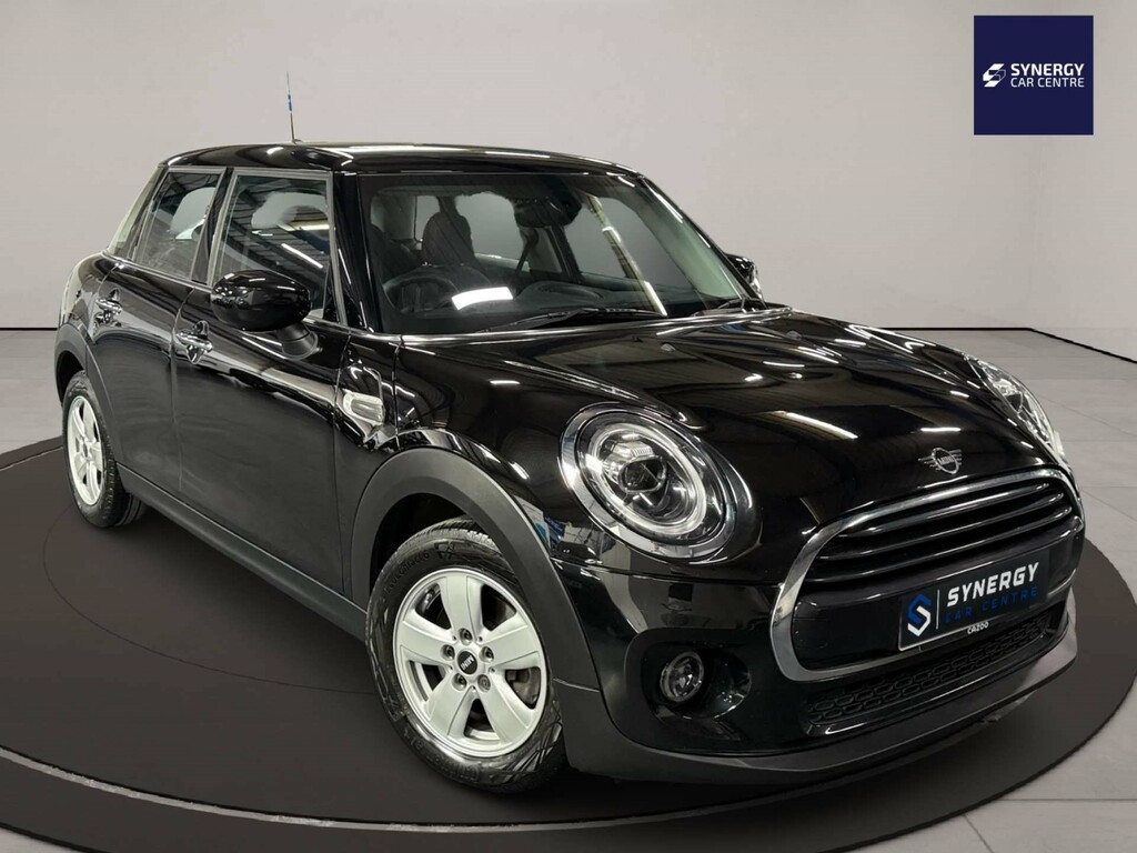 Mini Hatch Cooper Classic KN70OKB