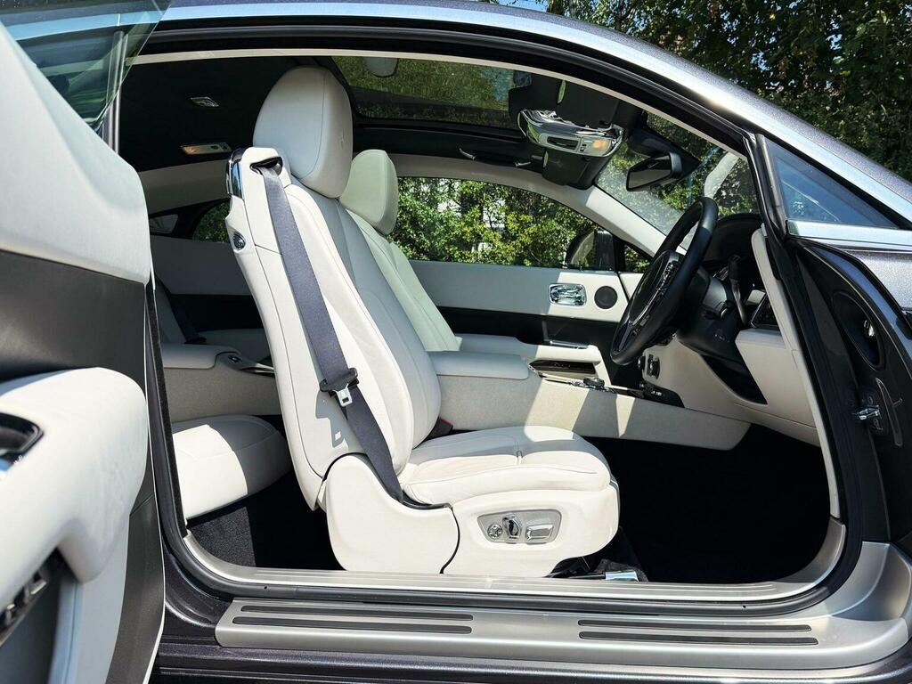 Rolls-Royce Wraith V12 624 Bhp Blue #16