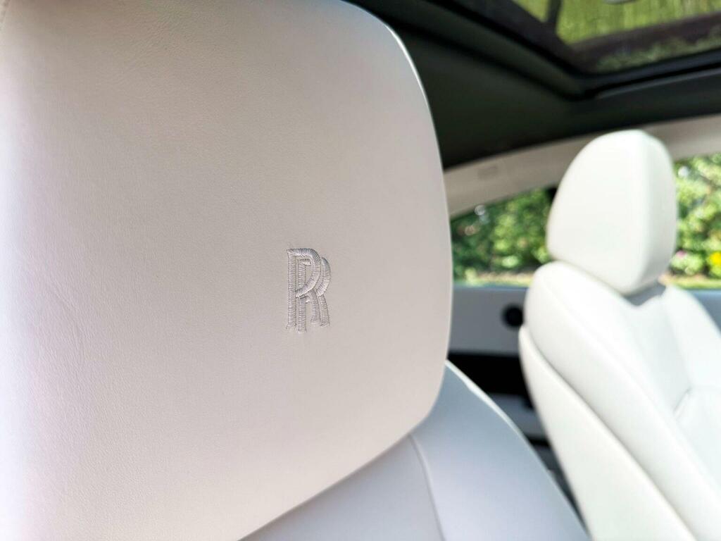 Rolls-Royce Wraith V12 624 Bhp Blue #28