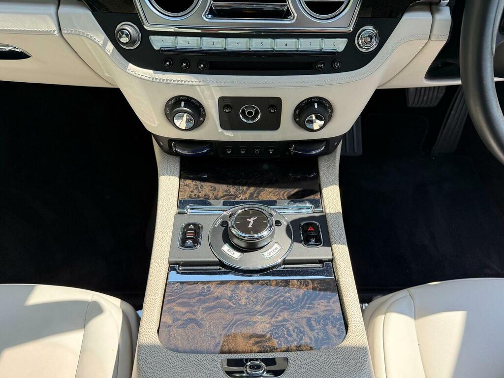 Rolls-Royce Wraith V12 624 Bhp Blue #22