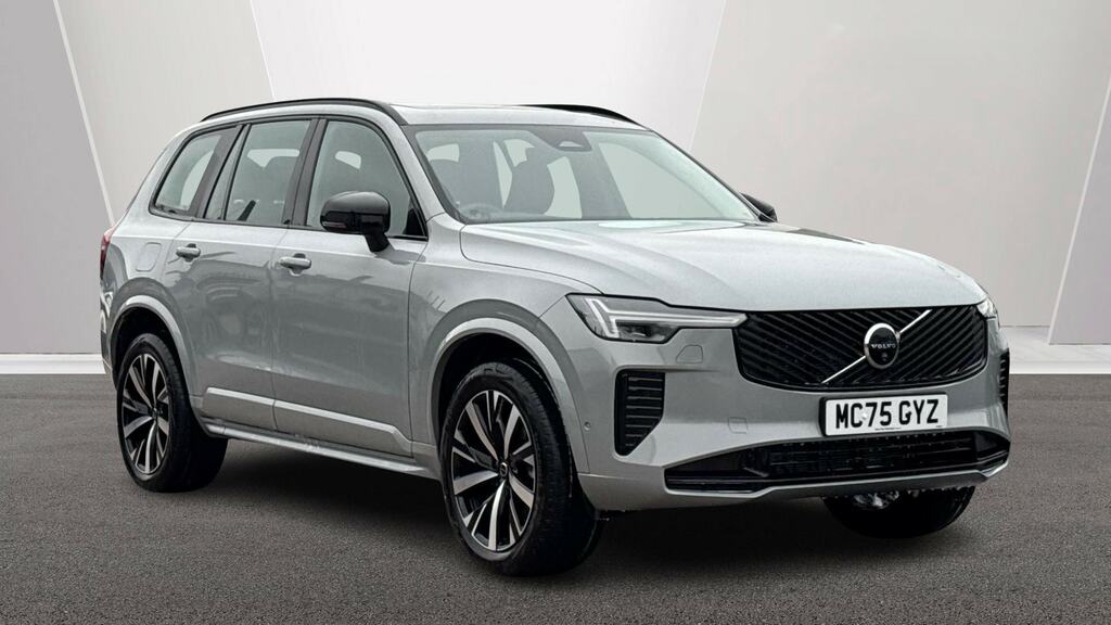 Volvo XC90 2.0 B5p Plus Dark Awd Geartronic Grey