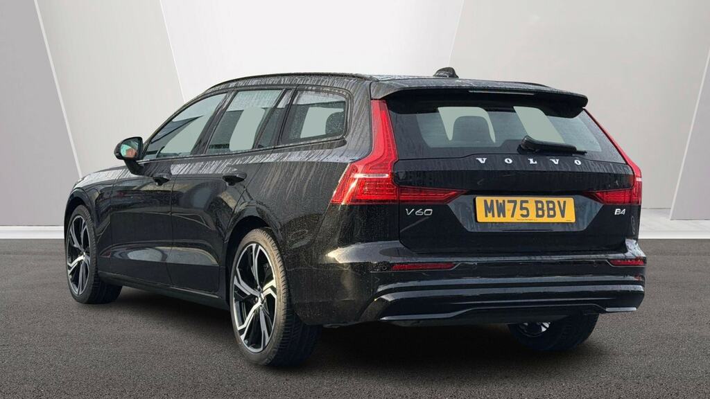Volvo V60 2.0 B4p Plus Dark 7 Speed MW75BBV Black #2