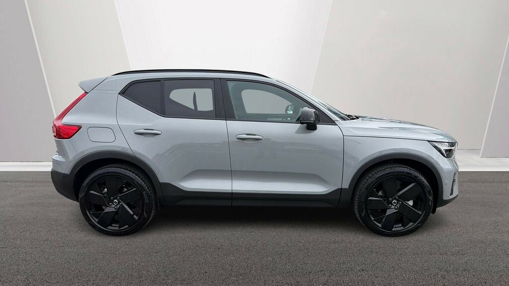 Volvo XC40 2.0 B3p Plus Pro Black Edition MH75WKA Grey #3