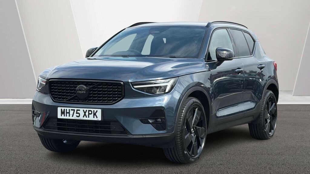 Volvo XC40 2.0 B3p Plus Black Edition MH75XPK Blue #6
