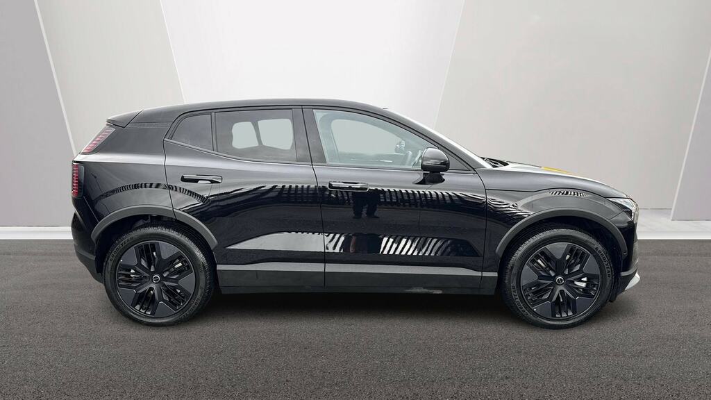 Volvo EX30 Cross Country 315Kw Tm Perf Cross Country Ultra 69Kwh Black #3