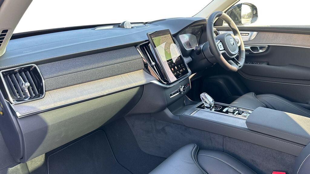 Volvo XC90 2.0 T8 Phev Ultra Dark Awd Geartronic DG26WLB Black #4
