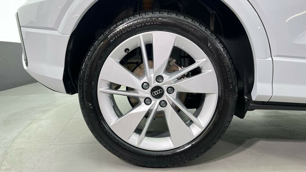 Audi Q2 30 Tfsi 116 S Line FJ26YZC White #5